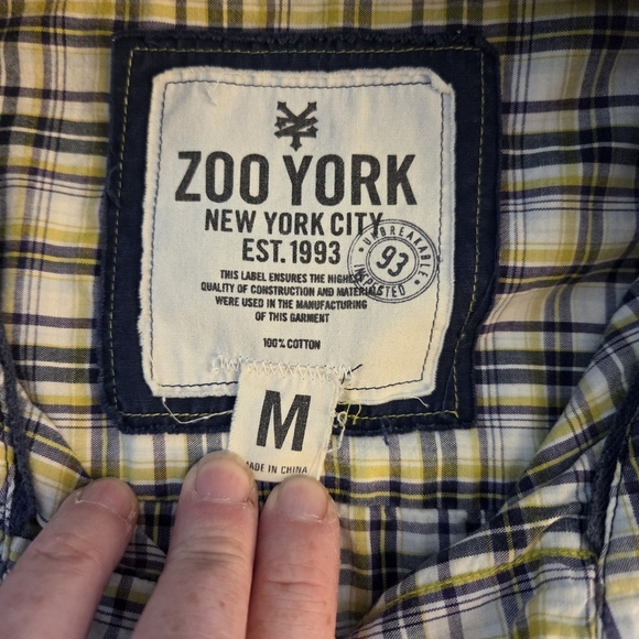 Zoo York Yellow and Black Casual Button Down Shirt Size Med - Picture 10 of 10